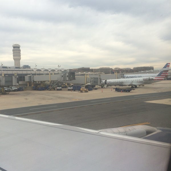 Photo taken at Ronald Reagan Washington National Airport (DCA) by Lowell R. on 11/2/2015
