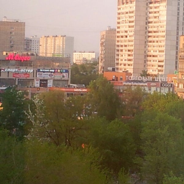 Перово 24. Метро новогиреево 2000. Свободный проспект, д. Аптека метро новогиреево. Перово 24.