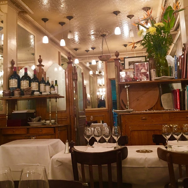 Photos at Joséphine Chez French Restaurant in Paris