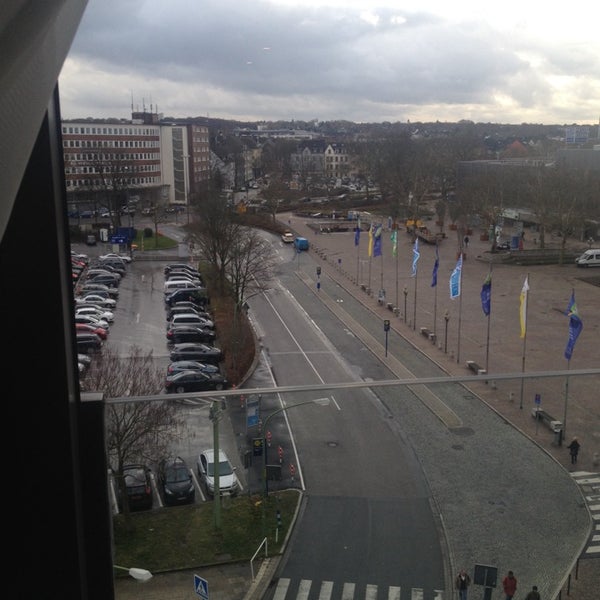 รูปภาพถ่ายที่ ATLANTIC Congress Hotel Essen โดย Jelena S. เมื่อ 1/31/2014