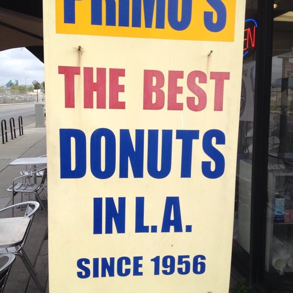 Снимок сделан в Primo&#39;s Donuts пользователем Ron I. 5/21/2014