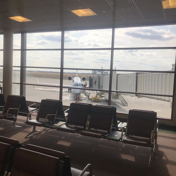 3/19/2019にAdrian Z.がCentral Illinois Regional Airport (BMI)で撮った写真