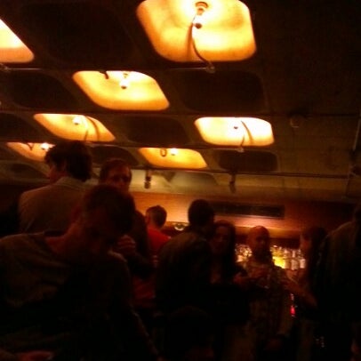 10/20/2012にMC V V.がHide Barで撮った写真