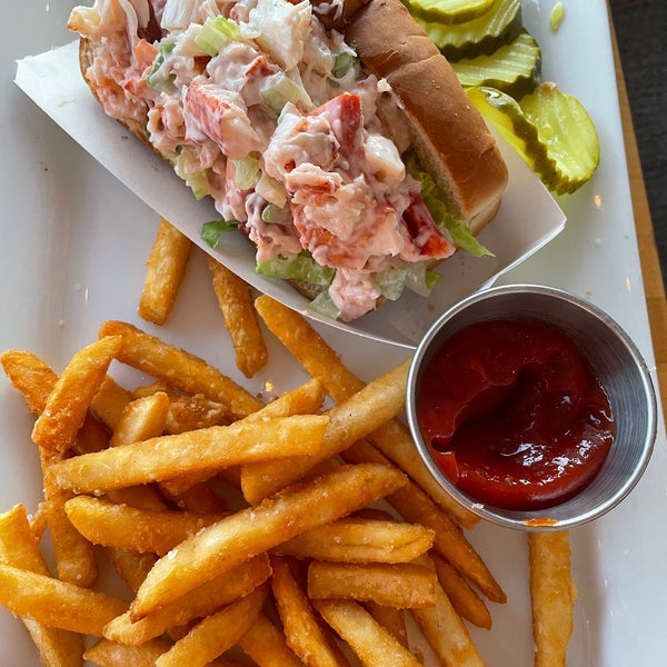 Hurricane Restaurant Kennebunkport, ME