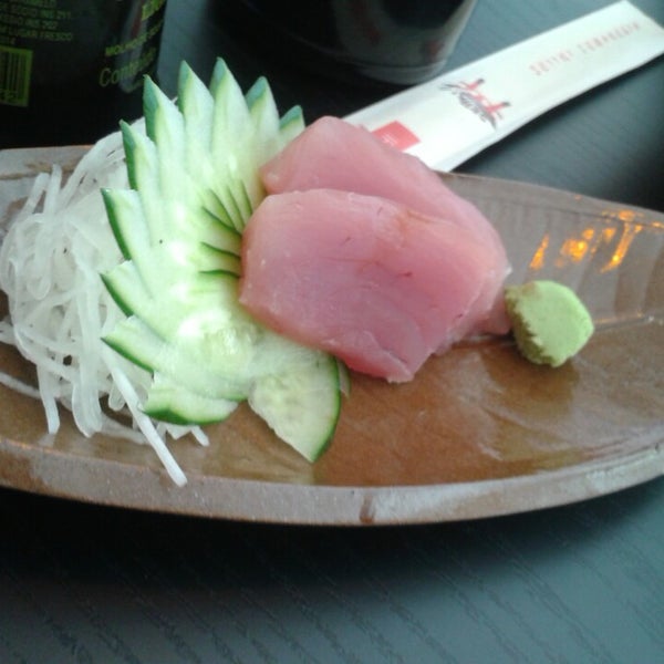 Foto diambil di Seiiki Temakeria &amp; Sushi Bar oleh Haya M. pada 4/27/2013