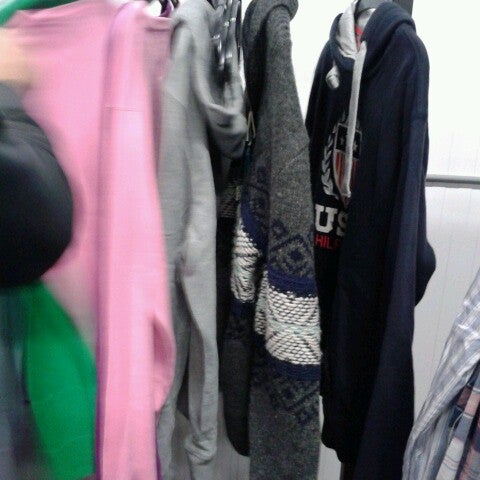 Tommy hilfiger sample sale hotsell