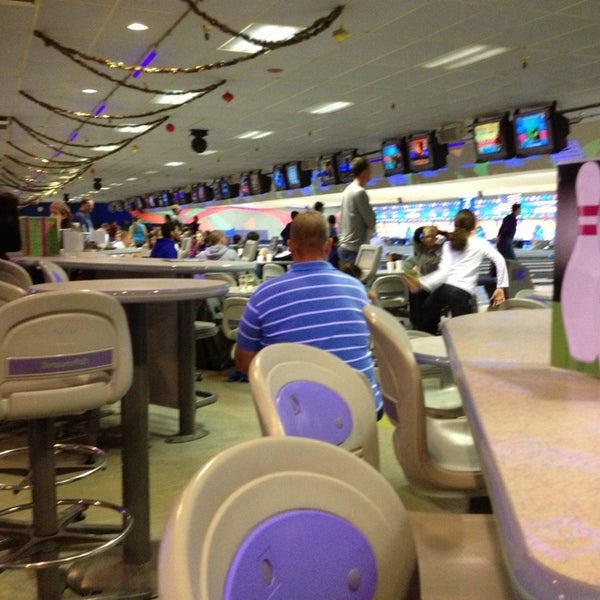 Photos at Pin Chasers (Veterans) 18 tips from 1924 visitors