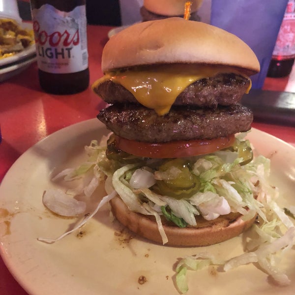 Photo taken at Hut&#39;s Hamburgers by Ryan A. on 6/3/2018