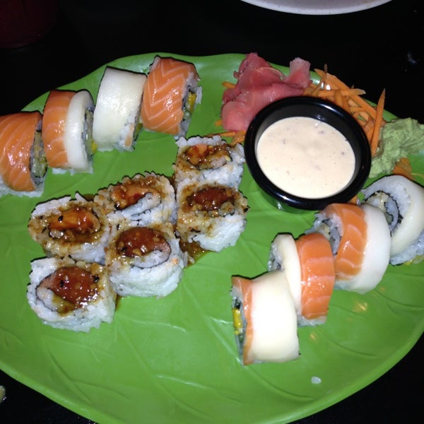 Photo taken at Sushi Bites by Brion C. on 9/1/2013