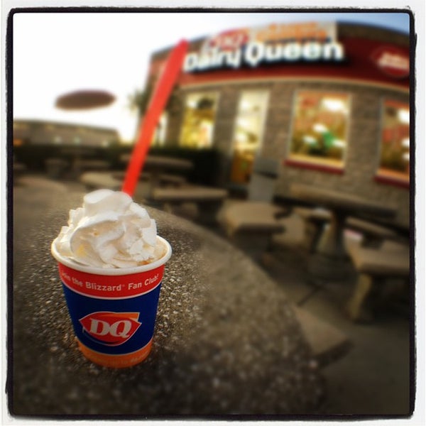Dairy Queen Ice Cream Shop in Columbus