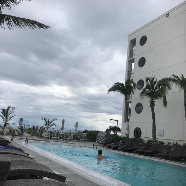 Das Foto wurde bei Costa d&#39;Este Beach Resort &amp; Spa von Gilberto g. am 5/13/2018 aufgenommen
