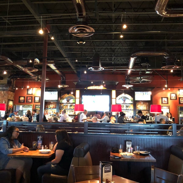 Photo taken at BJ&#39;s Restaurant &amp; Brewhouse by Jackie B. on 5/12/2018
