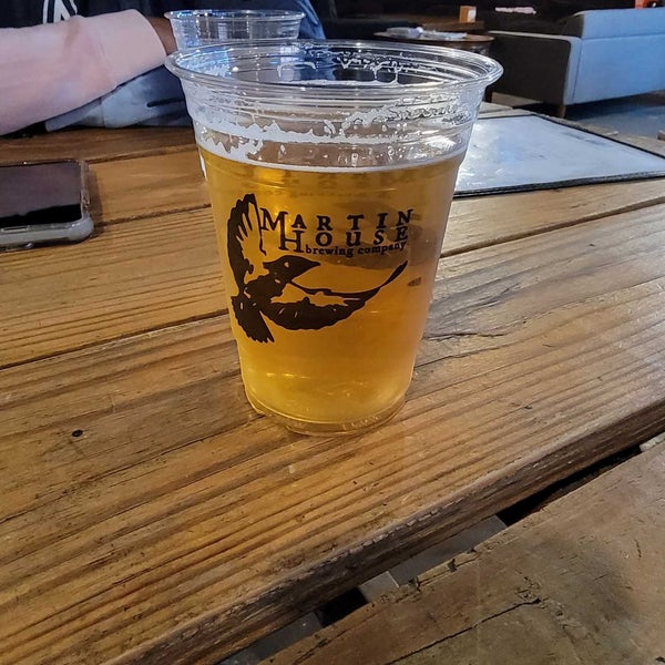 Photo taken at Martin House Brewing Company by Jeffrey P. on 2/6/2023