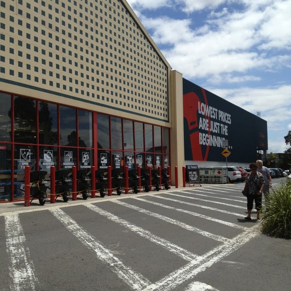Photos At Bunnings Warehouse Hoppers Crossing Vic