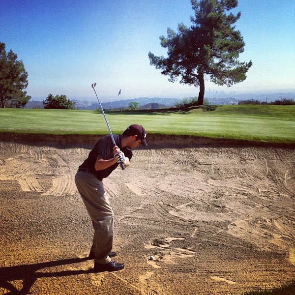 Photo prise au Scholl Canyon Golf Course par Chase P. le8/8/2013