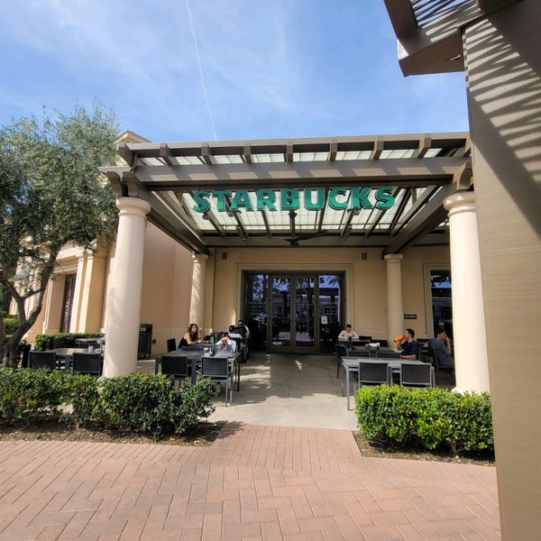 Starbucks Coffee Shop in Irvine Research Center