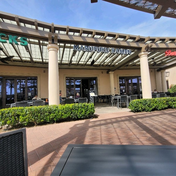 Starbucks Coffee Shop in Irvine Research Center