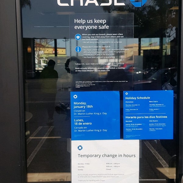 Chase Bank - 105 E 17th St