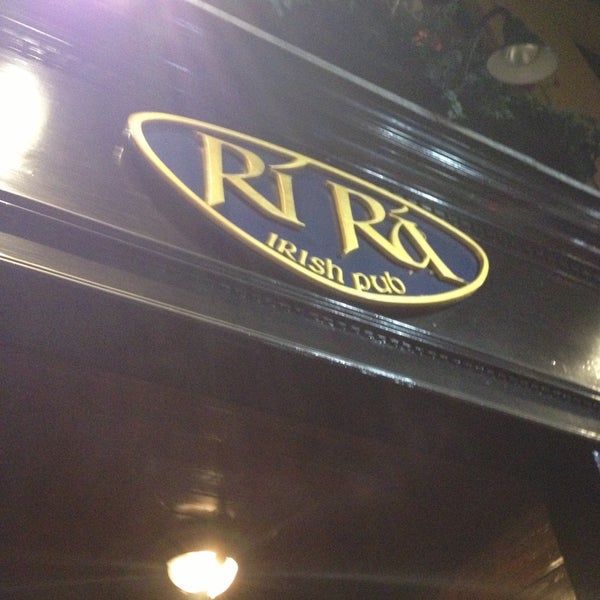 Photo taken at Rí Rá Irish Pub by Stephen T. on 4/14/2013