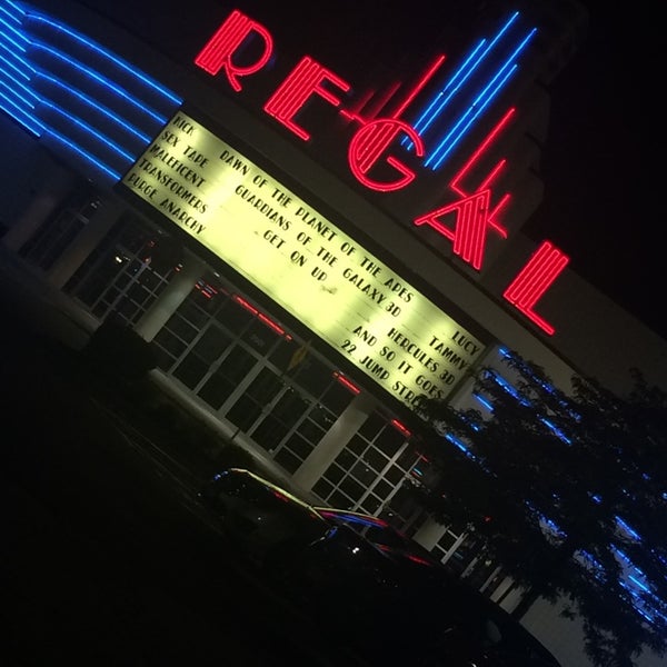 Regal Elmwood Center North Delaware'de Sinema Kompleksi'da fotoğraflar