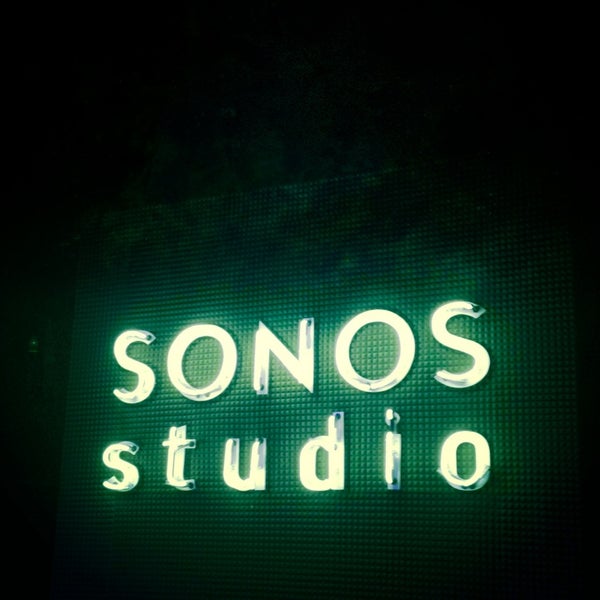 Photo taken at Sonos Studio @ SXSW by Nic A. on 3/16/2013