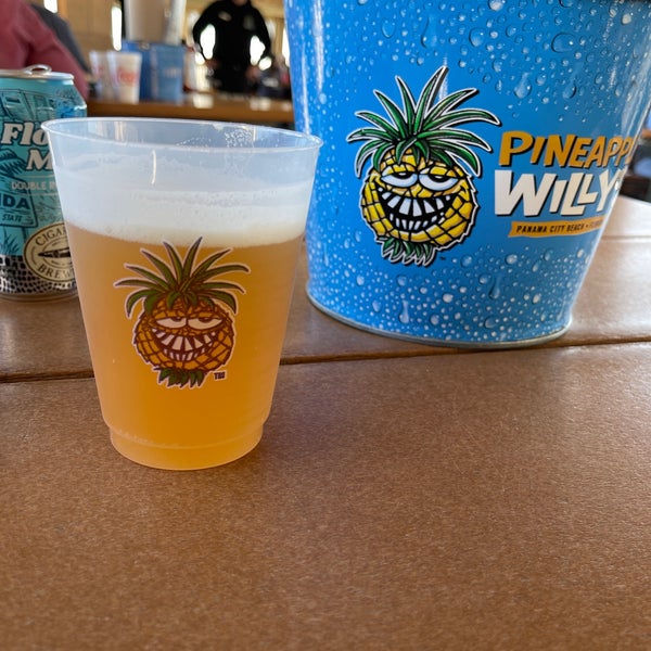 Photo prise au Pineapple Willy&#39;s par Bill K. le10/20/2022