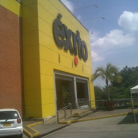 Photos à Exito San Fernando - Centre commercial à Cali