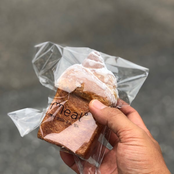 meal° 밀도 - 신사동에서 빵집일에서의 사진