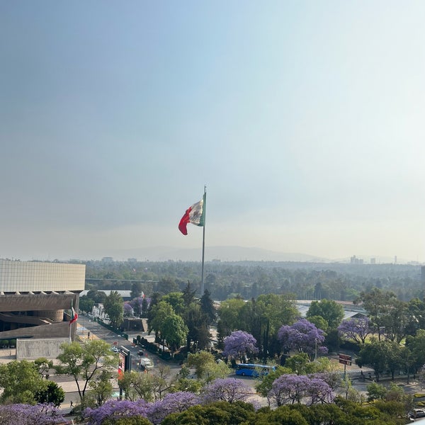 Foto diambil di JW Marriott Hotel Mexico City oleh Bibis S. pada 4/3/2024
