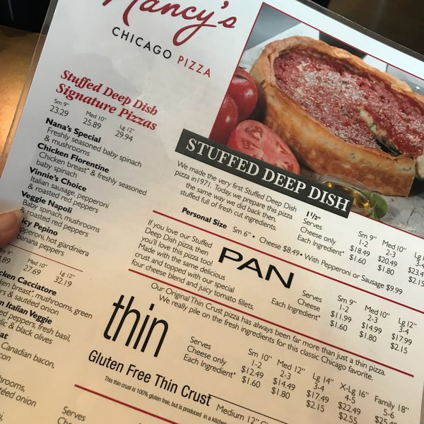 Das Foto wurde bei Nancy&#39;s Chicago Pizza - Johns Creek von Laura C. am 11/6/2017 aufgenommen
