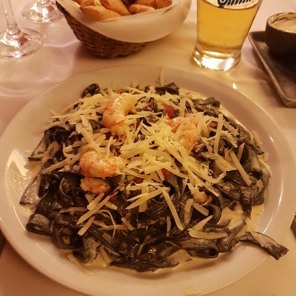I had the fettucine pasta and it was very good. The prices weren't bad and the servers knew enough English to get by.