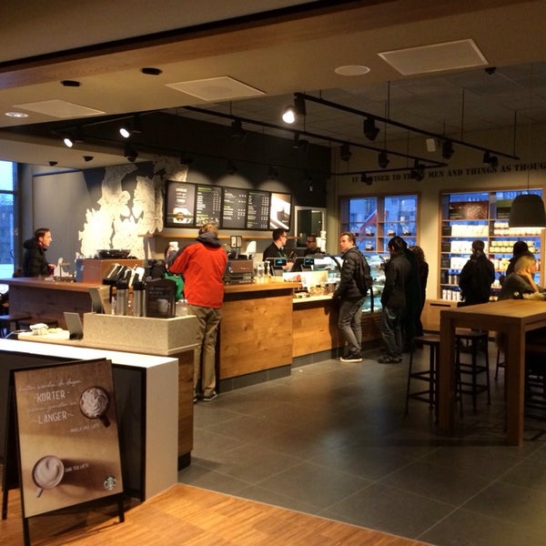 Photo taken at Starbucks by Ilia K. on 1/21/2014