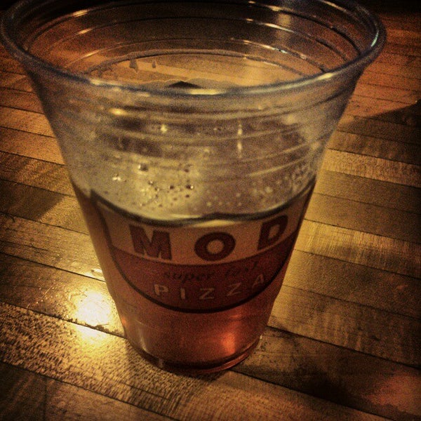 Photo taken at Mod Pizza by Stephanie C. on 1/23/2013