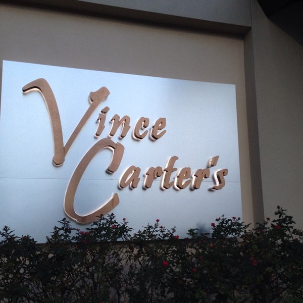 8/18/2014にBarry Z.がVince Carter&#39;sで撮った写真