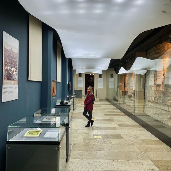 Foto tirada no(a) İslam Bilim ve Teknoloji Tarihi Müzesi por Pavel V. em 1/6/2022