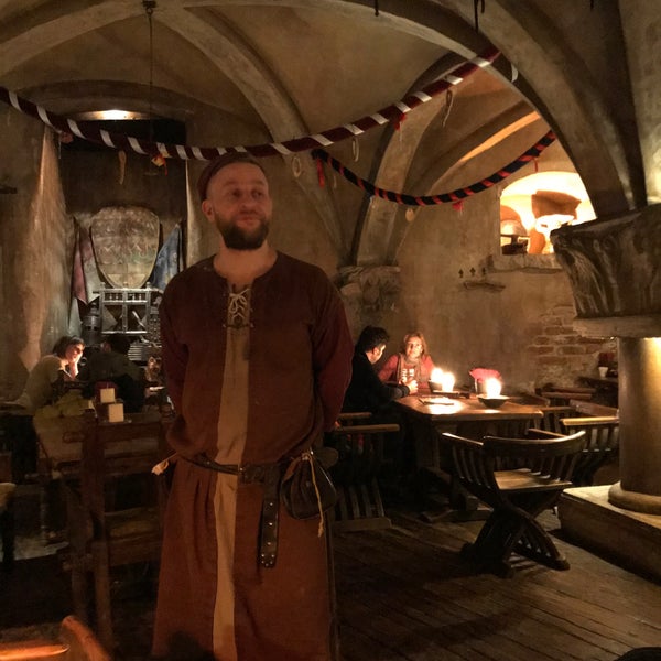 1/7/2020 tarihinde Pavel V.ziyaretçi tarafından Rozengrāls | Authentic Medieval Restaurant'de çekilen fotoğraf