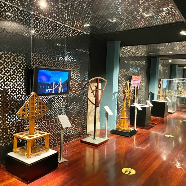 1/6/2022 tarihinde Pavel V.ziyaretçi tarafından İslam Bilim ve Teknoloji Tarihi Müzesi'de çekilen fotoğraf