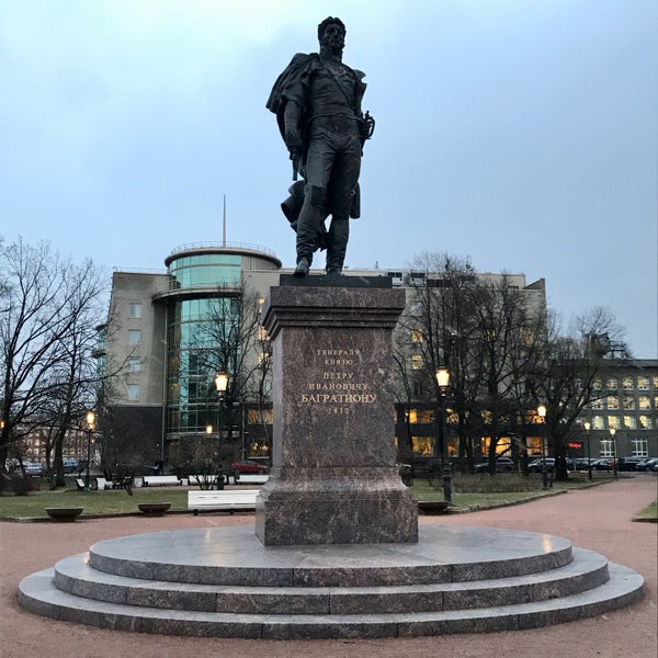 Памятник багратиону в москве