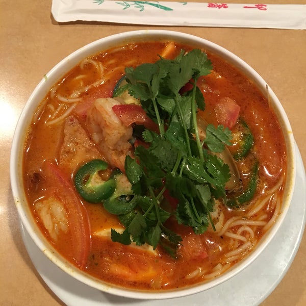 The Singapore Curry Laksa is LEGIT! So spicy but I love it. I really should eat something else other than that but......