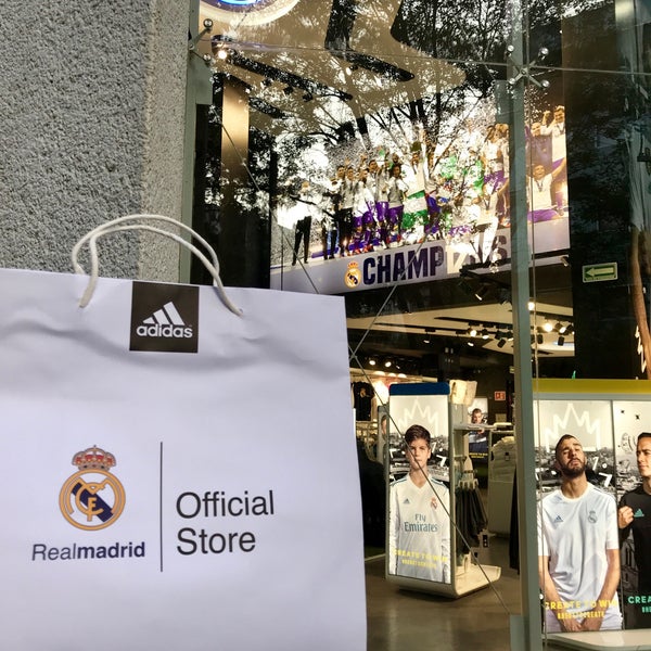 Tina Alcanzar Poesía Real Madrid Official Store (Now Closed) - Sporting Goods Retail in Polanco