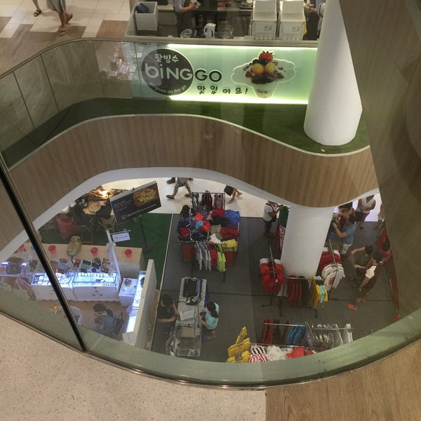 7/10/2016 tarihinde Helio C.ziyaretçi tarafından White Sands Shopping Centre'de çekilen fotoğraf