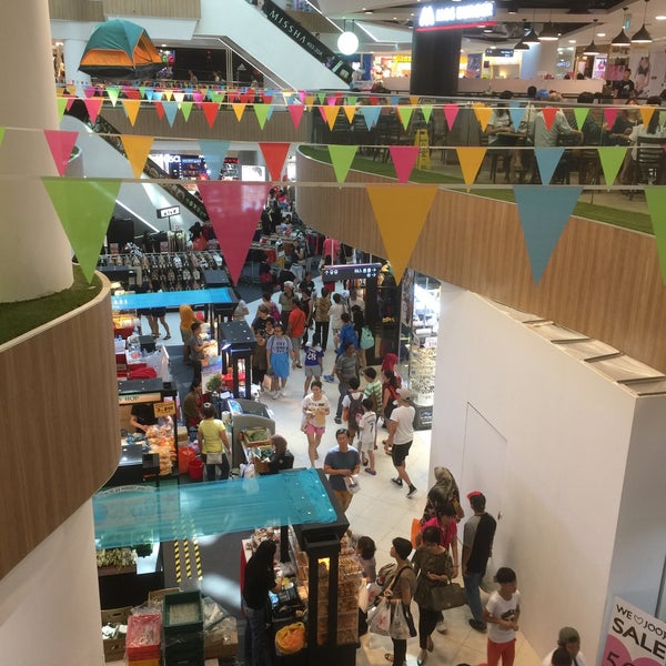 รูปภาพถ่ายที่ White Sands Shopping Centre โดย Helio C. เมื่อ 8/13/2016