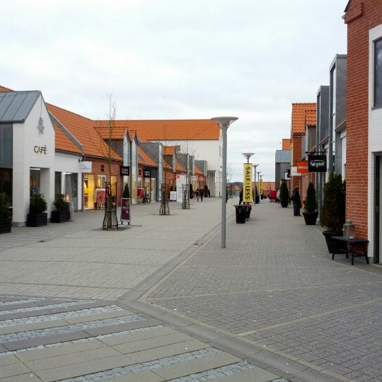 Photos at Ringsted Outlet tips