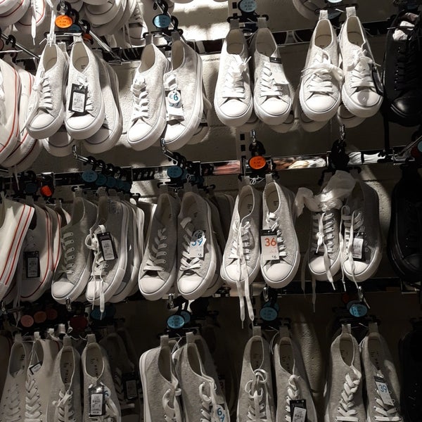 Converse factory sevilla hotsell