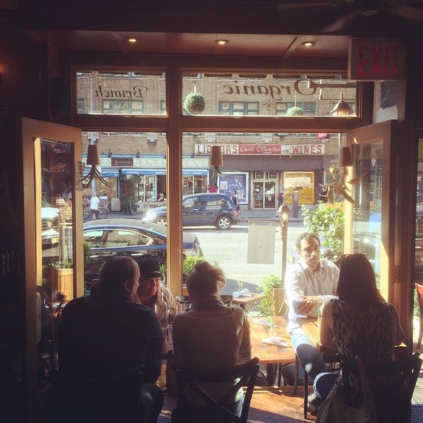 9/27/2014 tarihinde jairo b.ziyaretçi tarafından Organika - Organic Bar &amp; Kitchen'de çekilen fotoğraf