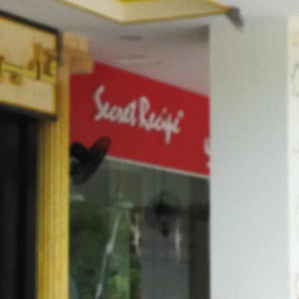 Secret Recipe Whole Cakes One City Usj 25 Food Delivery Menu Grabfood My