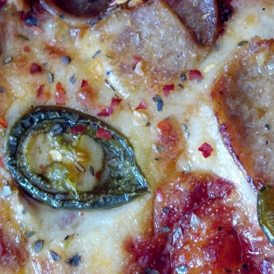 7/6/2013にKen P.がRino&#39;s Pizzaで撮った写真