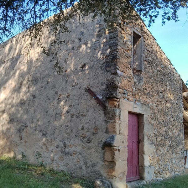 8/11/2014 tarihinde Mathieu C.ziyaretçi tarafından Domaine Saint-Antonin'de çekilen fotoğraf