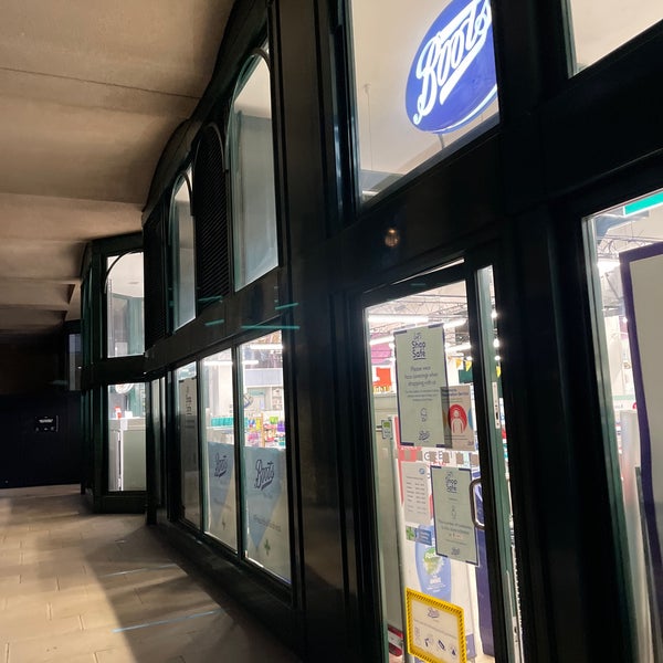 Boots Pharmacy in Riverside