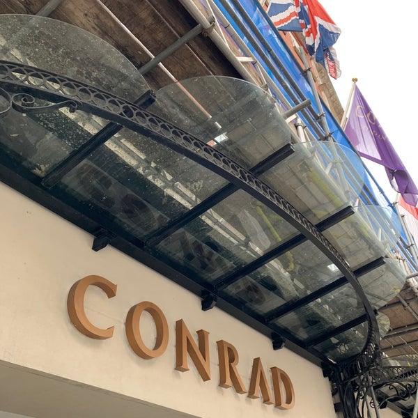 Foto tirada no(a) Conrad London St. James por Gordon P. em 9/5/2020